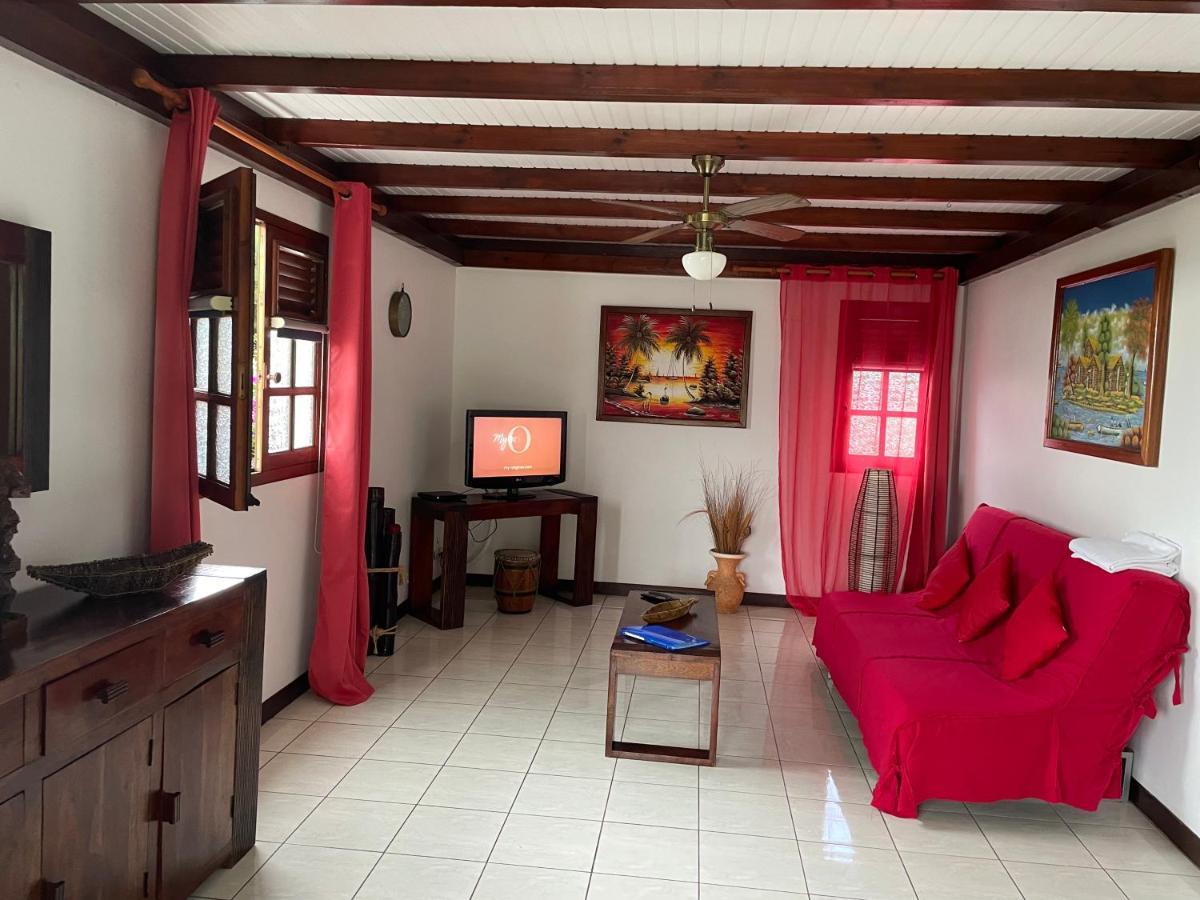Les Villas Pameyaque 2 F2 Avec 1 Piscine Et 1 F3 Avec 1 Piscine, Superbe Vue Sur La Mer Riviere-Salee Exterior foto