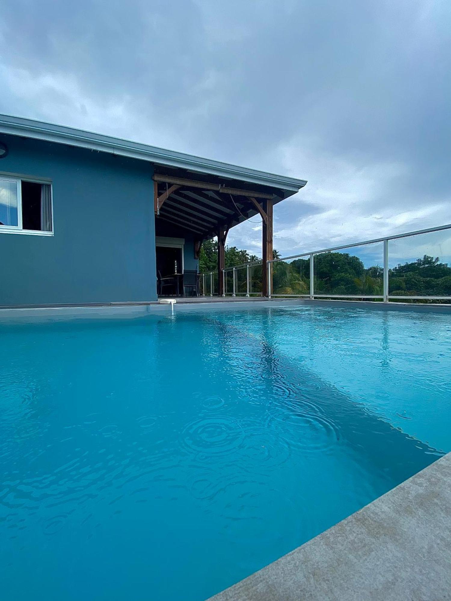 Les Villas Pameyaque 2 F2 Avec 1 Piscine Et 1 F3 Avec 1 Piscine, Superbe Vue Sur La Mer Riviere-Salee Exterior foto
